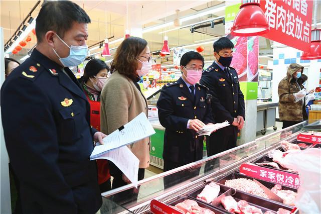 临港区双线并进 严保防疫物资与日用品价格稳定，力促电子产品销售回暖